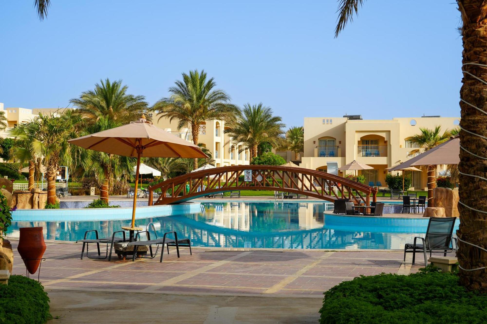 Sataya Resort Marsa Alam Esterno foto Hilton Sharm El Sheikh