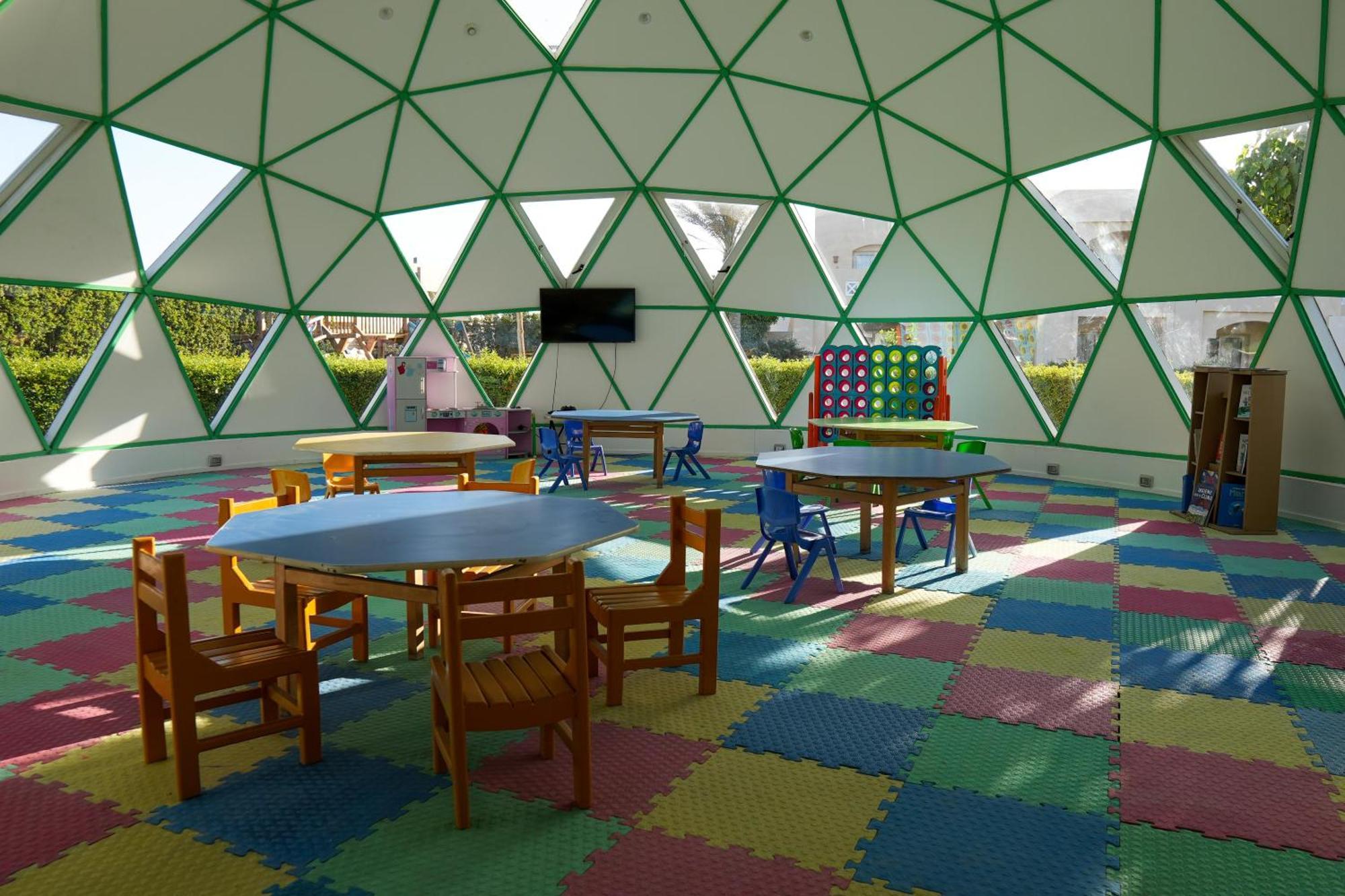 Sataya Resort Marsa Alam Esterno foto The interior of the dome