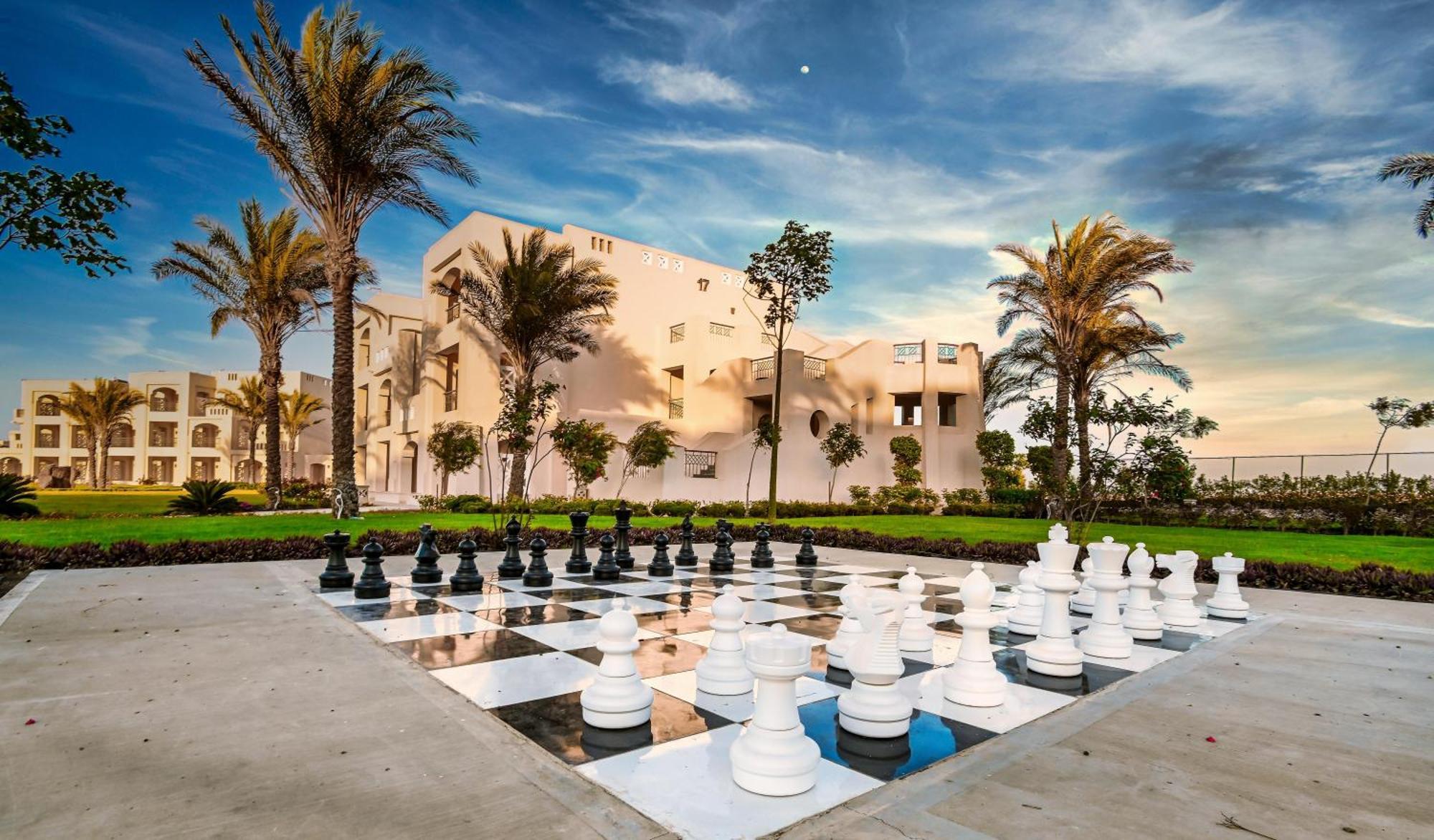 Sataya Resort Marsa Alam Esterno foto The Chess Board