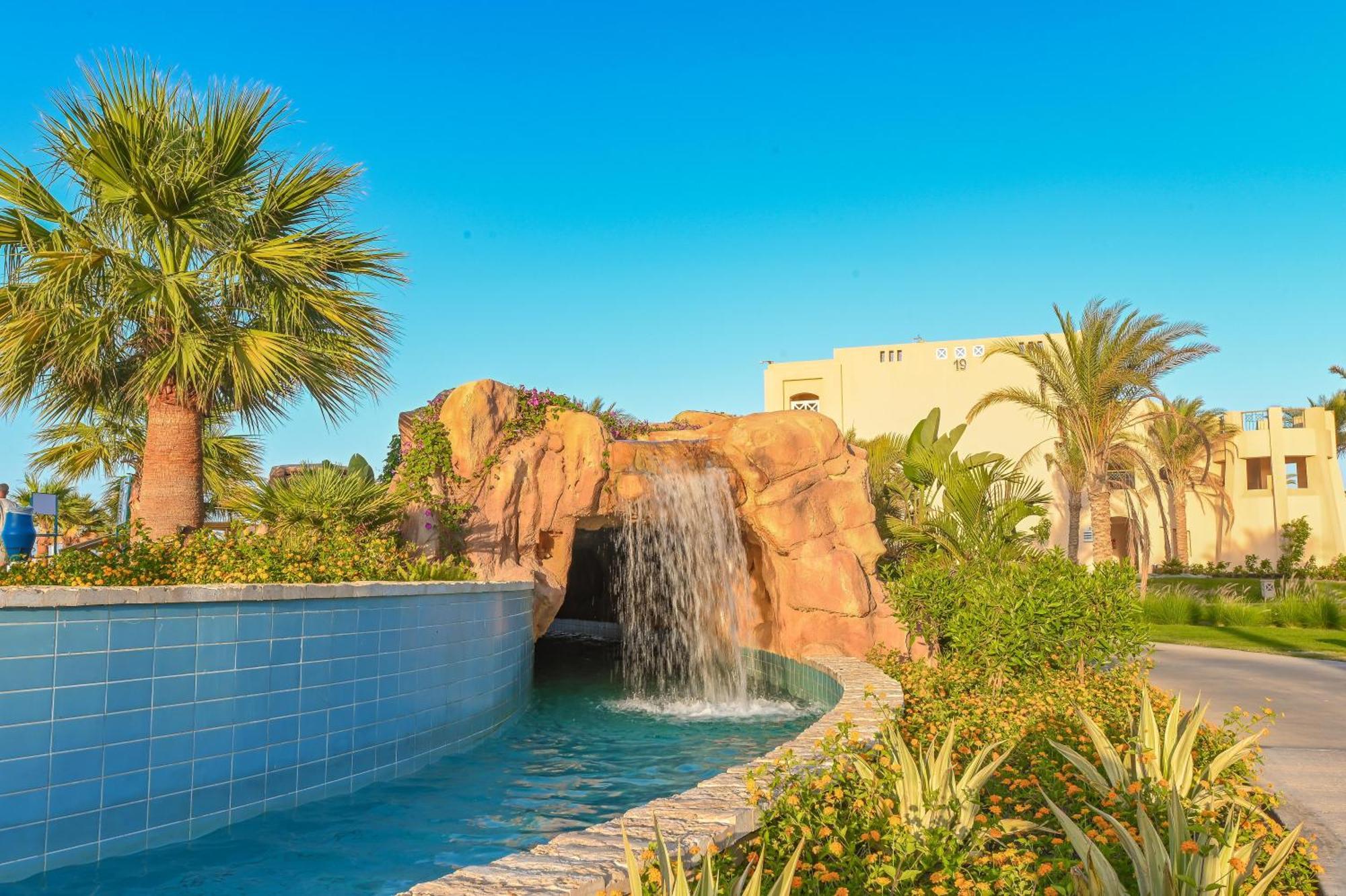 Sataya Resort Marsa Alam Esterno foto Atlantis Paradise Island