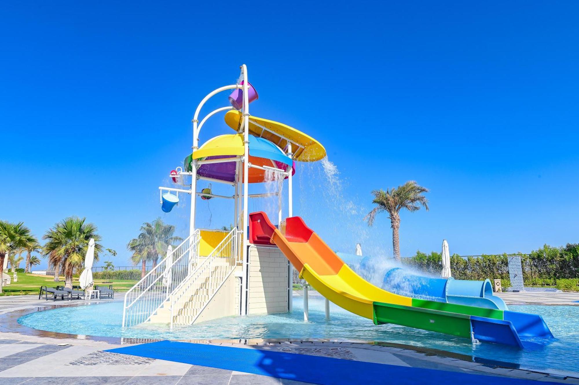 Sataya Resort Marsa Alam Esterno foto Splash the Sun Water Park